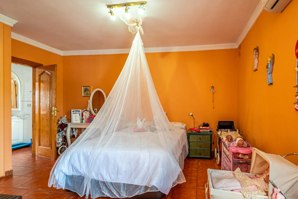 945e3bb9-bbf7-49cc-8951-40684d42e6d5