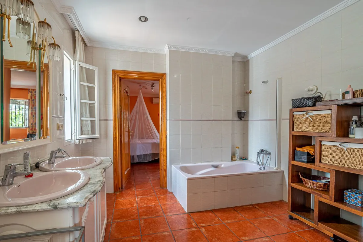 a13b7e66-8a65-496b-afdc-fc3becc12154