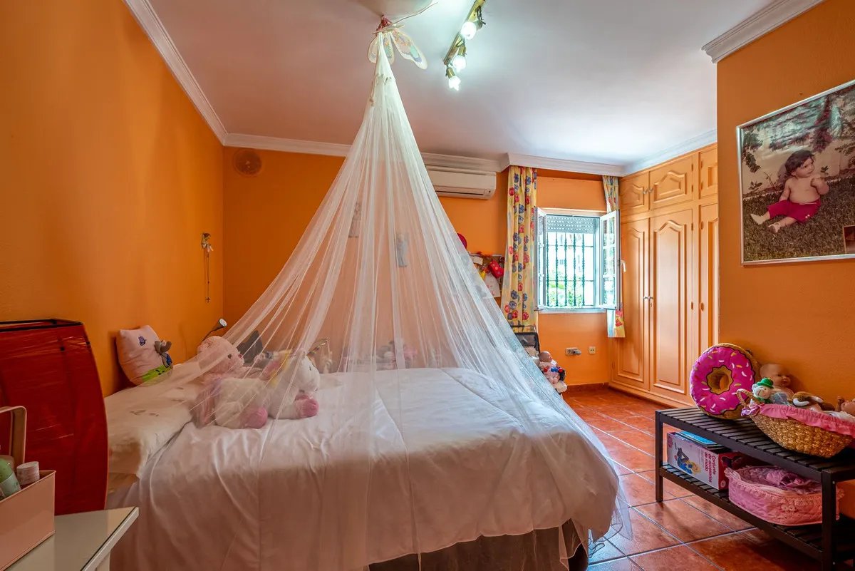 ccba3291-2a7f-45ad-9b63-cf7aebd38f04