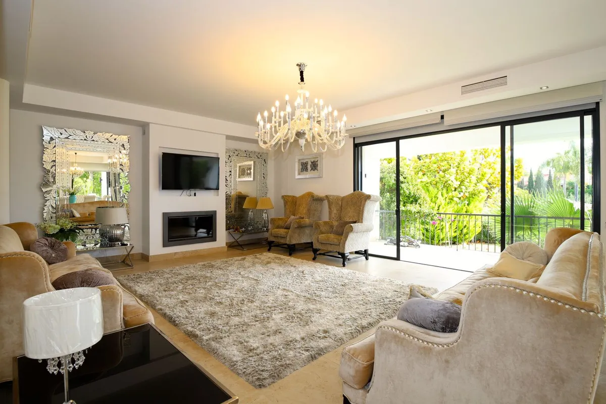 1d60dff3-6faa-49bf-94e1-1caf663e34be