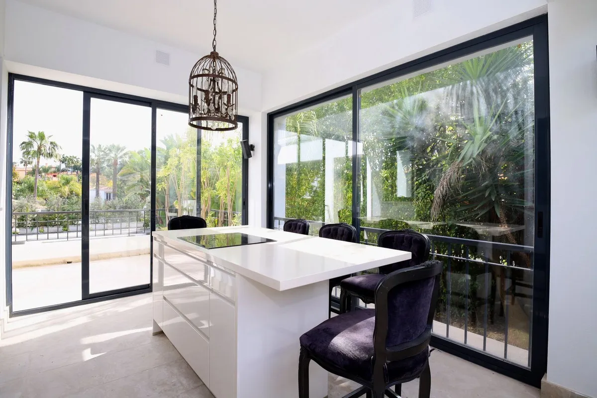 6ff8be57-4e7e-4a88-a83a-6ce97ba57767