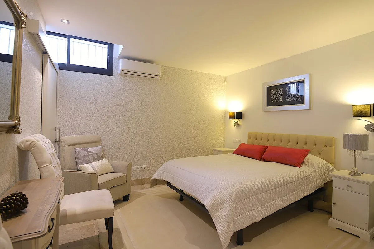 b79758d3-3351-4368-93df-99feaa46db33