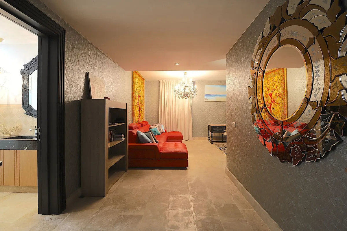 de2b0a8b-7920-49f8-8801-13cd18e544ef