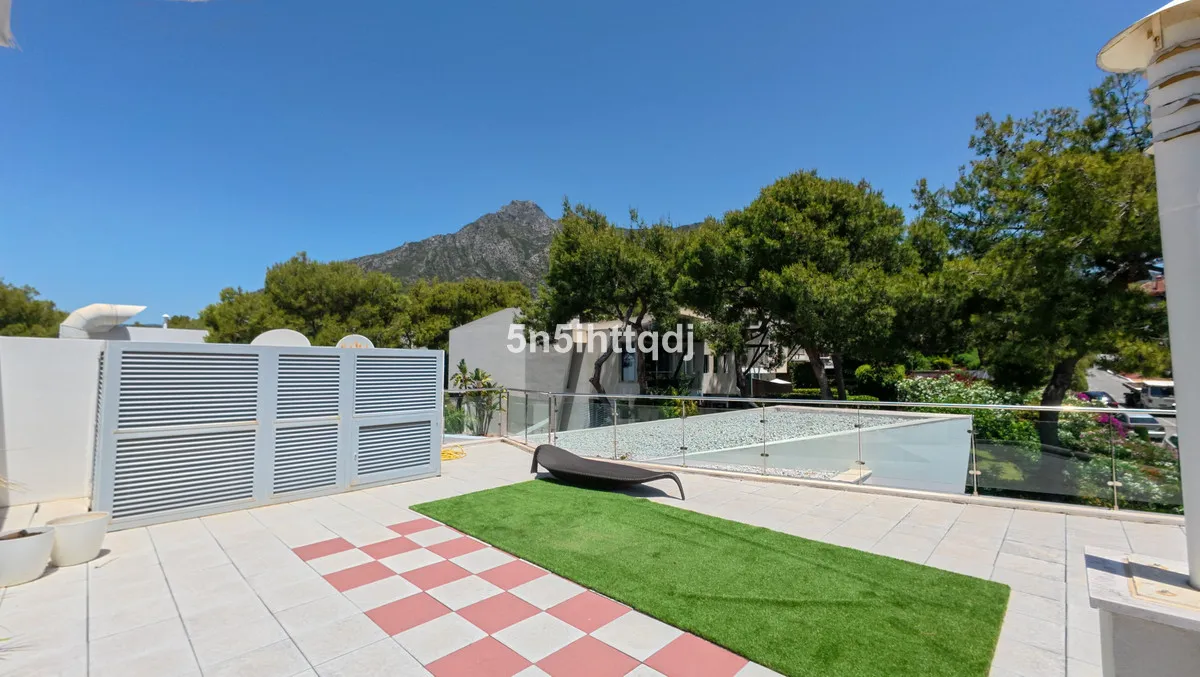 6aa902f1-25be-4f62-8ac8-54f2f942e8b5