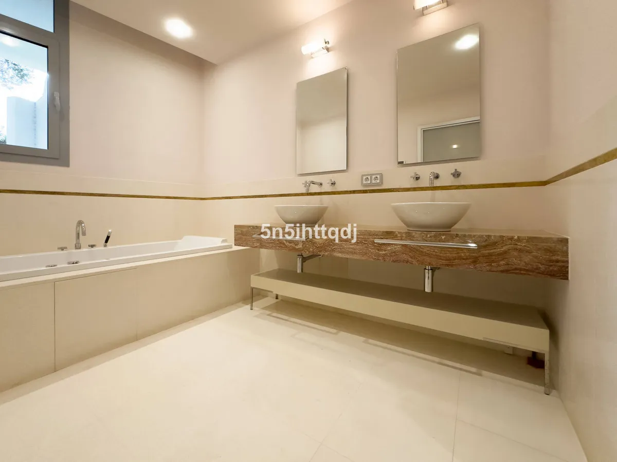 b01f133a-a958-4b5f-9892-b0110c08e749