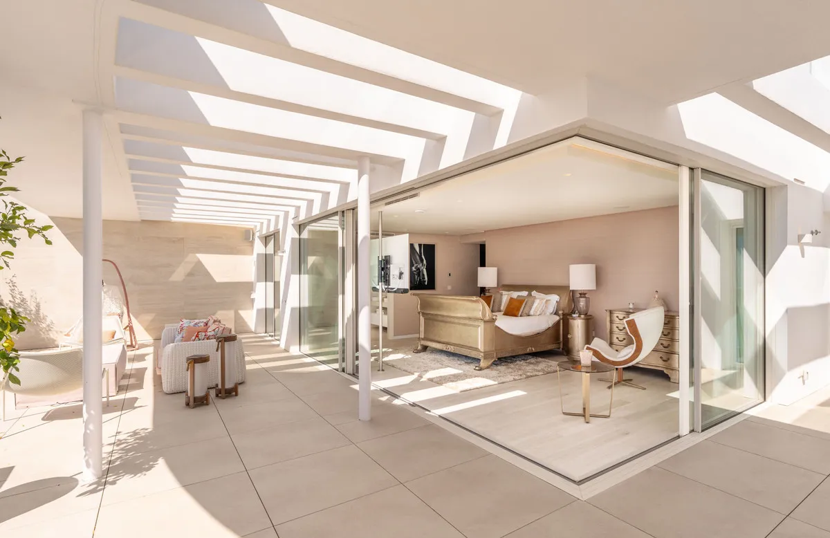 b0677ab7-a2e2-4625-90a7-1e43c3caa14e