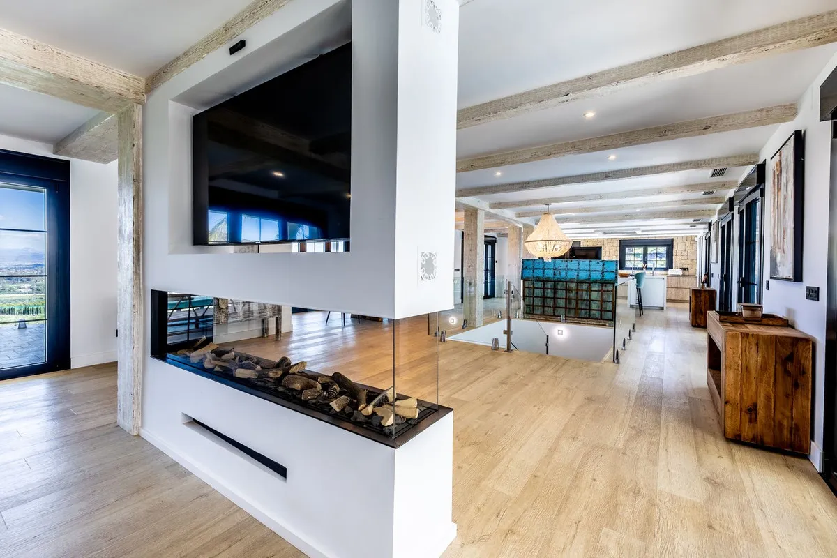 5aa875b0-893c-40fa-97dd-2115d9617aae