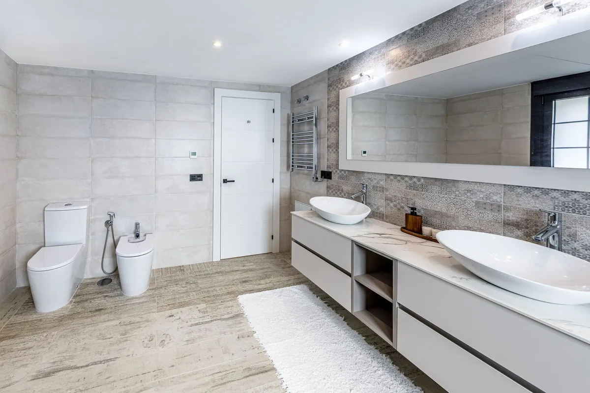 60e384e2-aca9-4d71-a255-c2558d970ce1