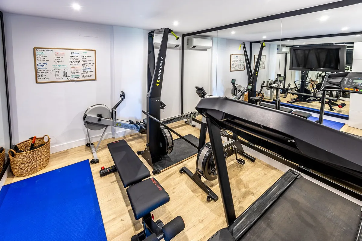 651fb249-2fee-45b0-af86-532962a53e4f