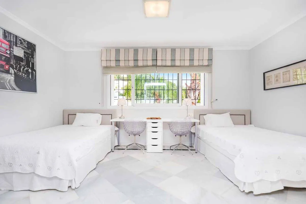 159a5826-34c1-44a1-acfd-c145cf978a4c