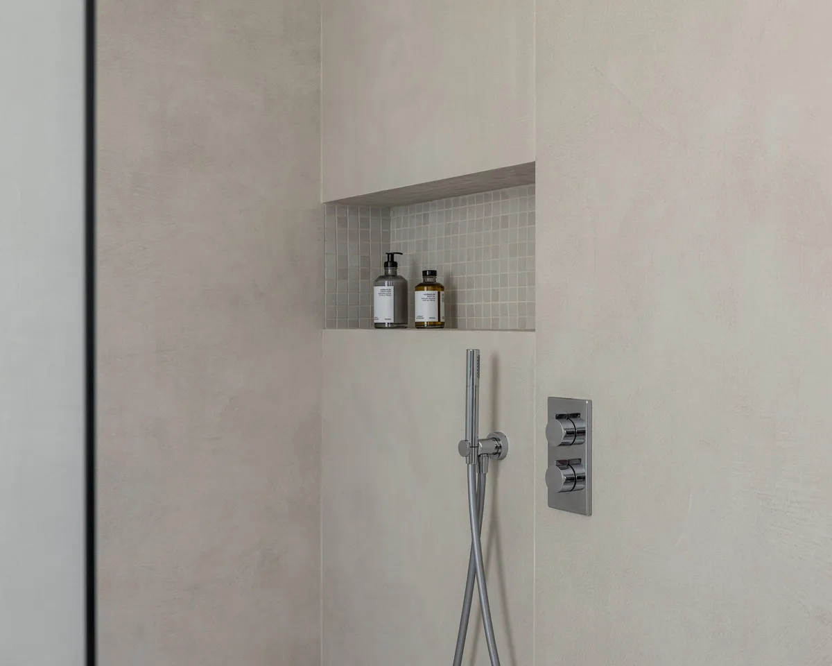 5e2f49f0-05a2-4b16-85f0-894735ed00e1