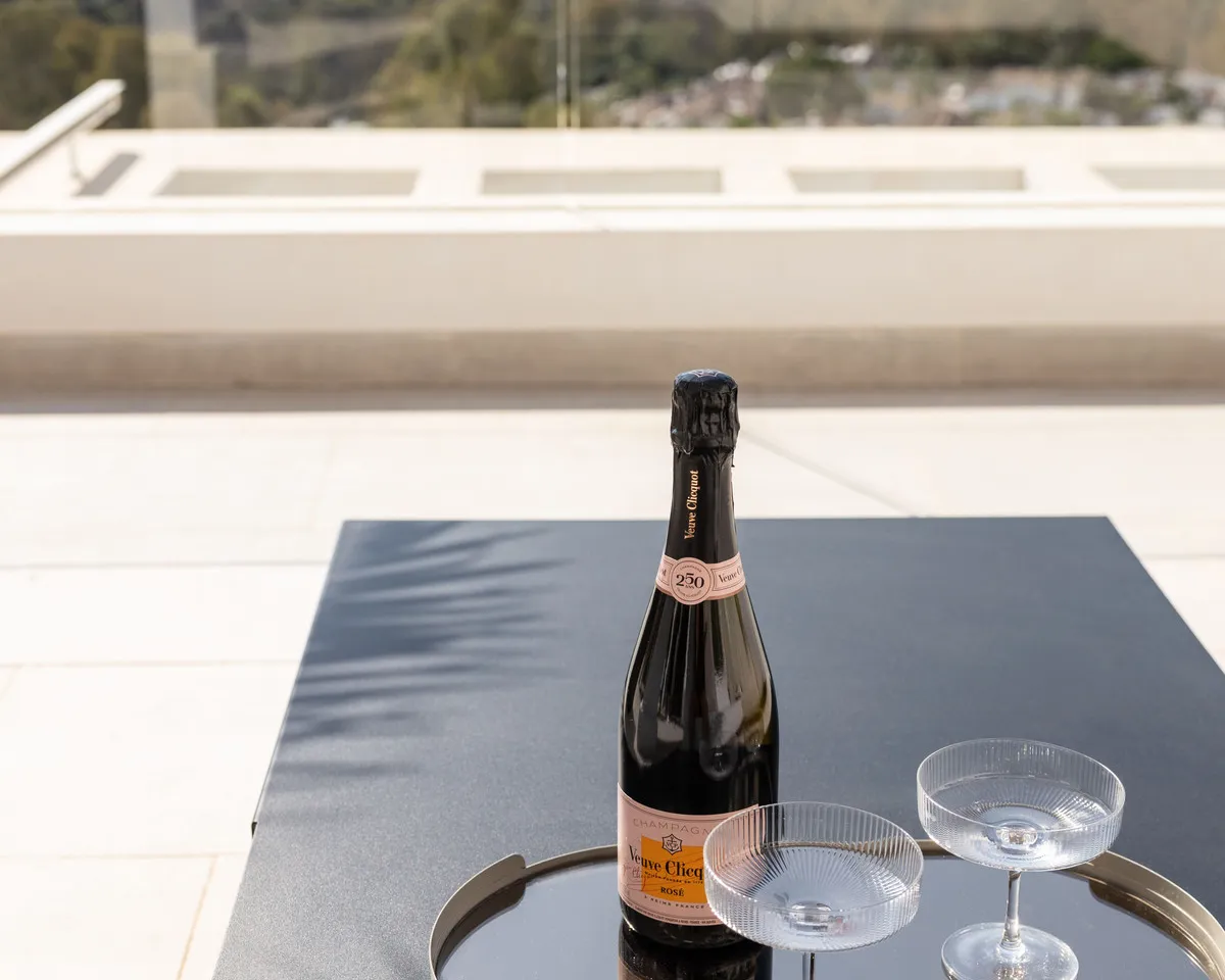 f8b19691-8881-45a4-8e0d-4c44c6d42689