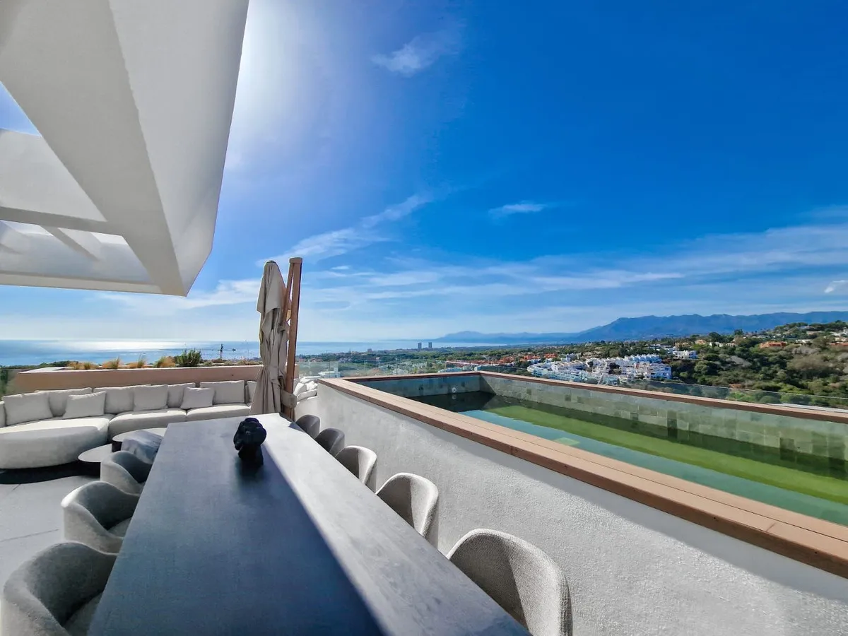 f79bf6ab-a2c7-4400-b73e-2fb4accd2dd9