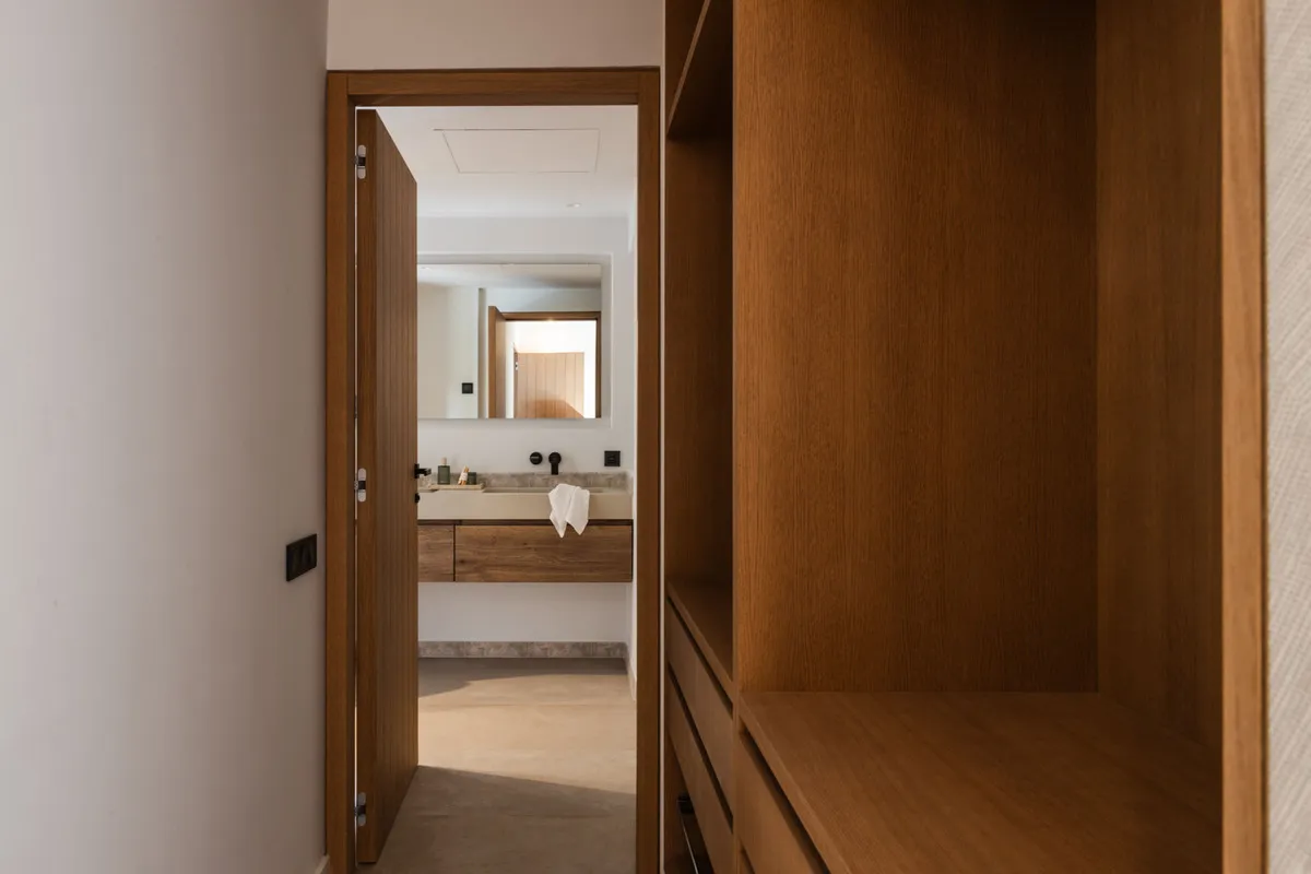 4b0f1942-b701-4b49-a959-29ac4c67fd9a