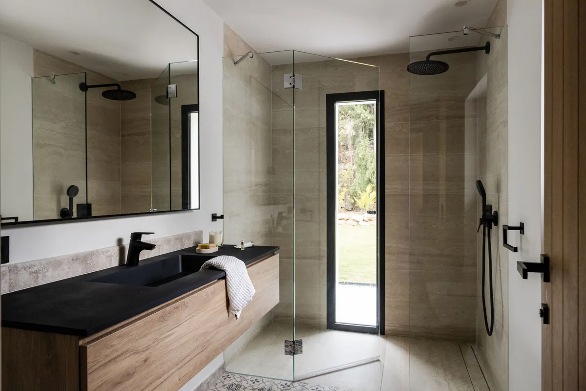 553e5974-eeb6-4e03-8399-c644d00eb5ee