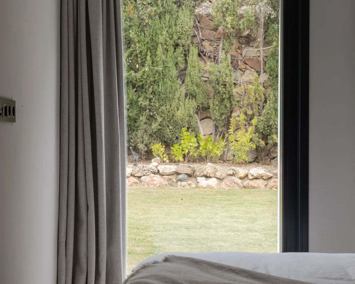 7876d976-ede7-4753-815b-d9668bcd0773