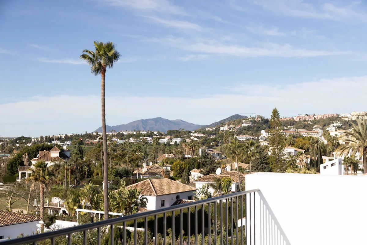 ab033664-8d91-4afd-8efc-17ee4f428d8c