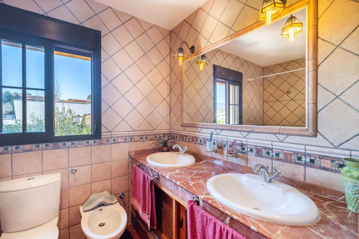 3d7bcba4-8606-4856-b59e-5914643d9457