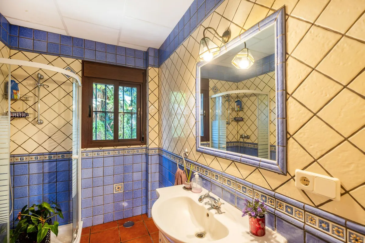 64f54743-289d-4bf5-a8d9-84a9add46da6