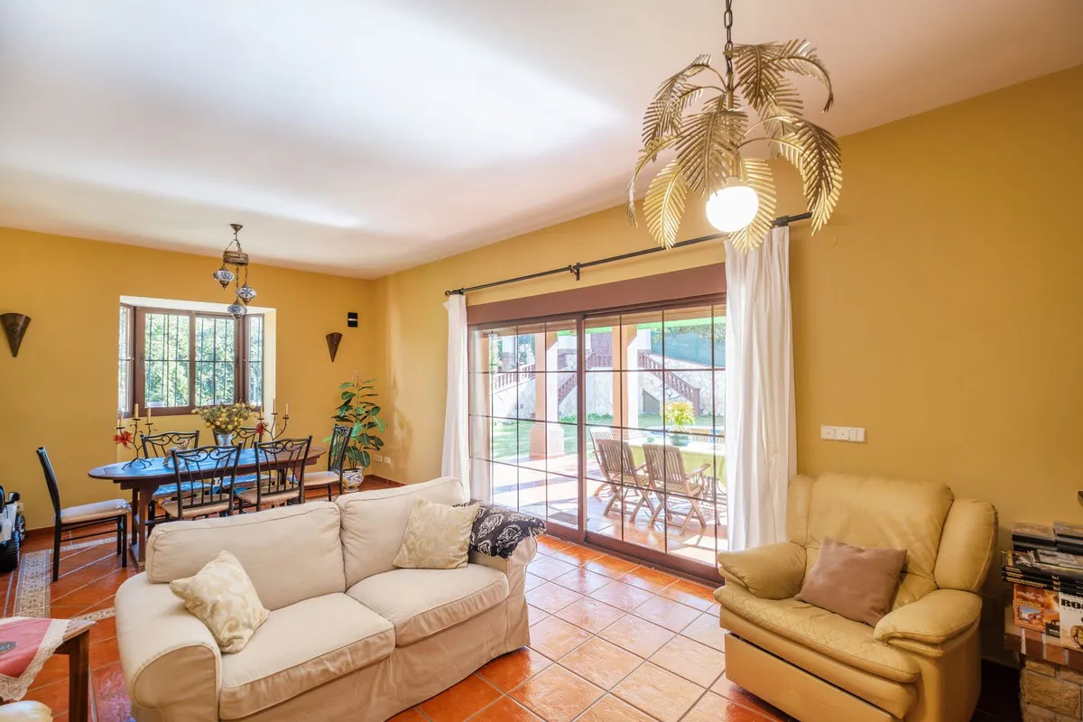 e54b2832-061b-43b3-8d67-fcc801cb7620