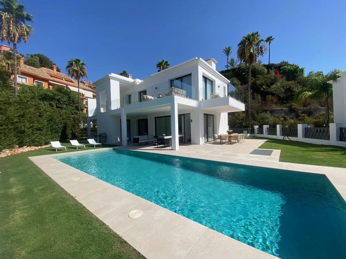 065ed978-3cd5-4415-87fb-6dbdcec80151