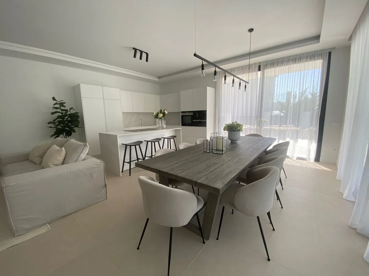 2b360d1f-a62c-42e0-83d8-0e57437eef39