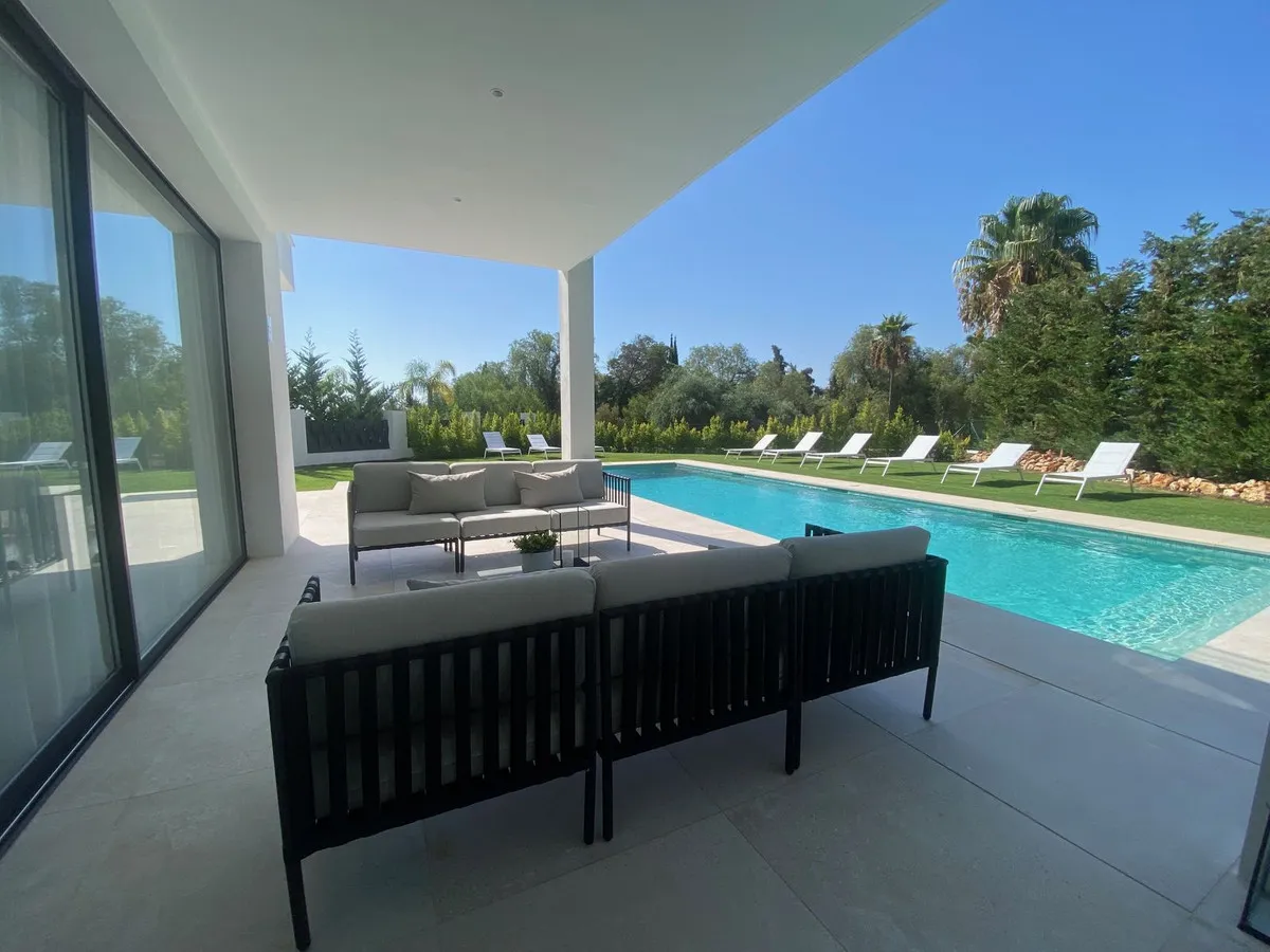 6cd07964-56c7-40f6-b2bc-cb33d1c86dd6