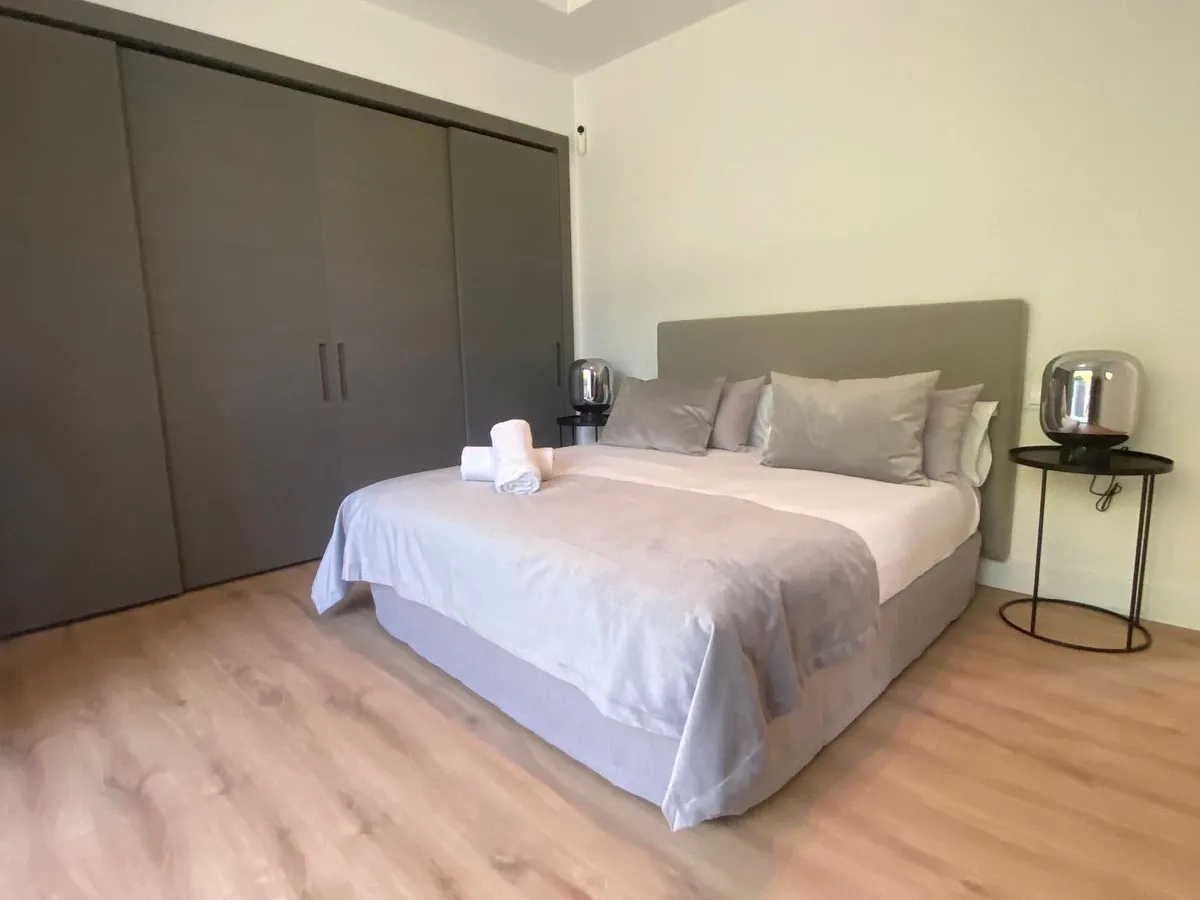 81bb0493-107c-4f12-8694-bd4851fa459f