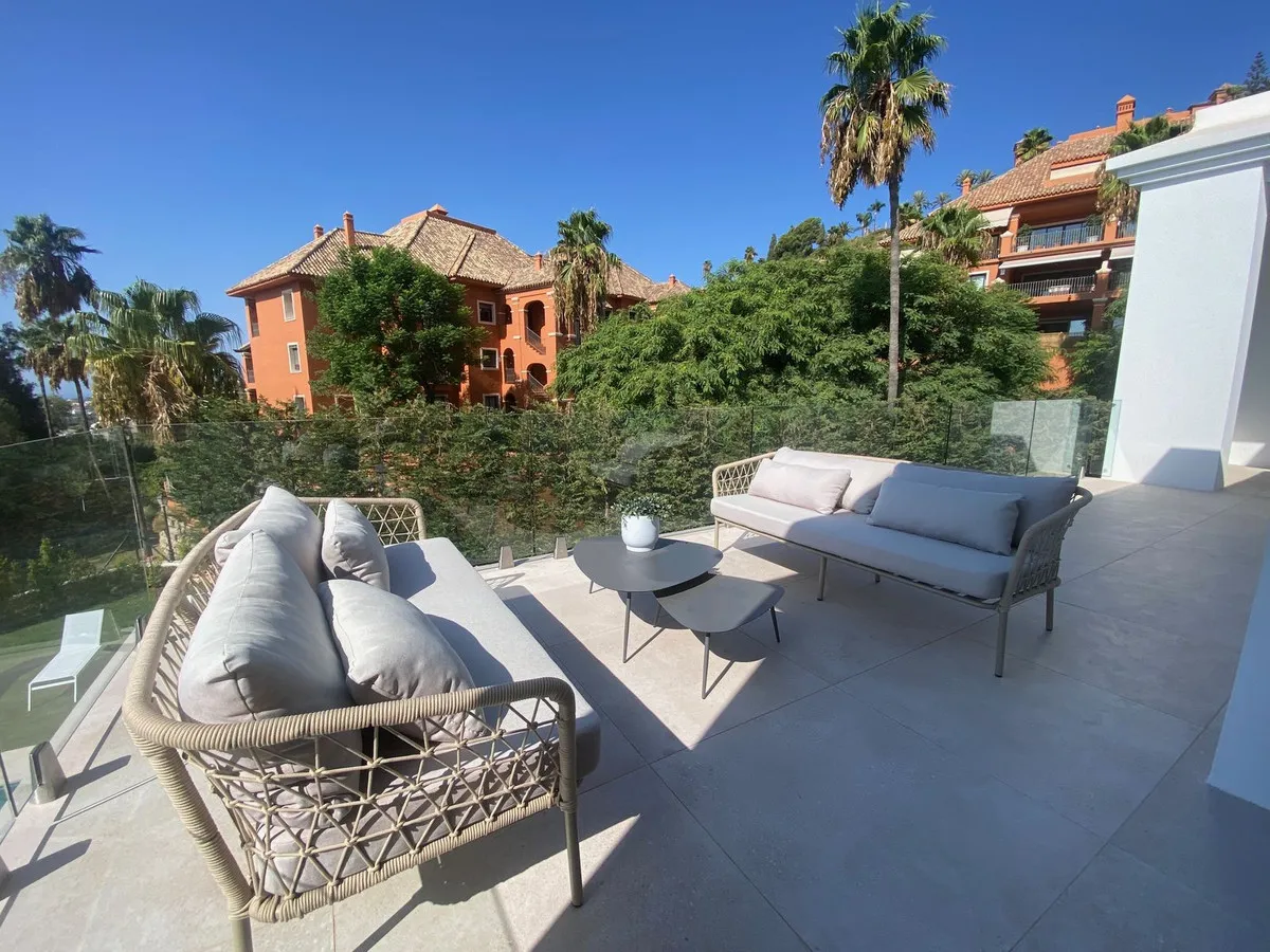 8df3963f-1e9d-43c6-b19c-b60a3df1d395