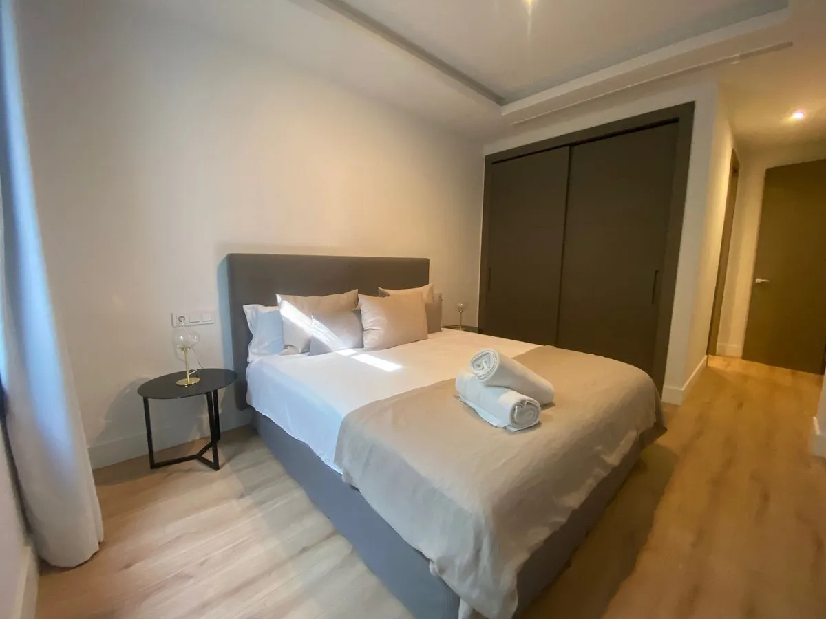 cf7fdebd-d4c2-4340-b10b-56cb7bce8b76