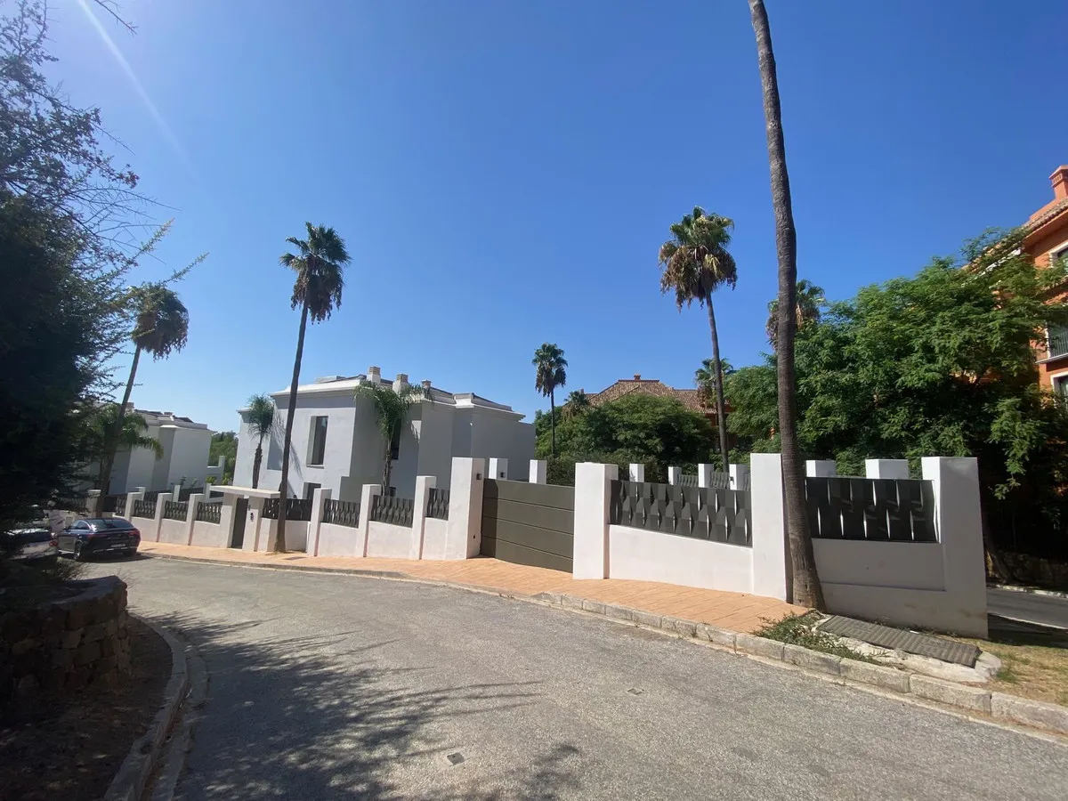 e02fe222-11f4-4dc4-88ba-03dddc54db47