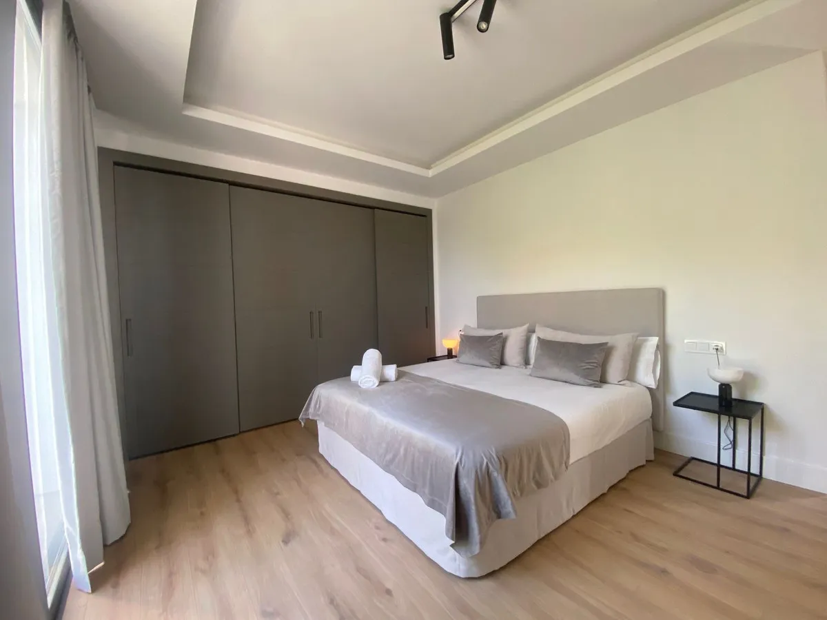 e094277a-a740-40d0-b902-94ee648ea546