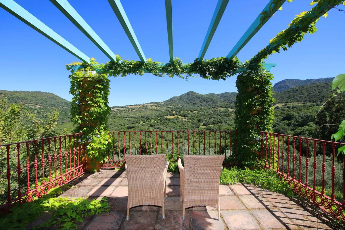 10df83ce-e995-465d-a18b-ecd5da60533b