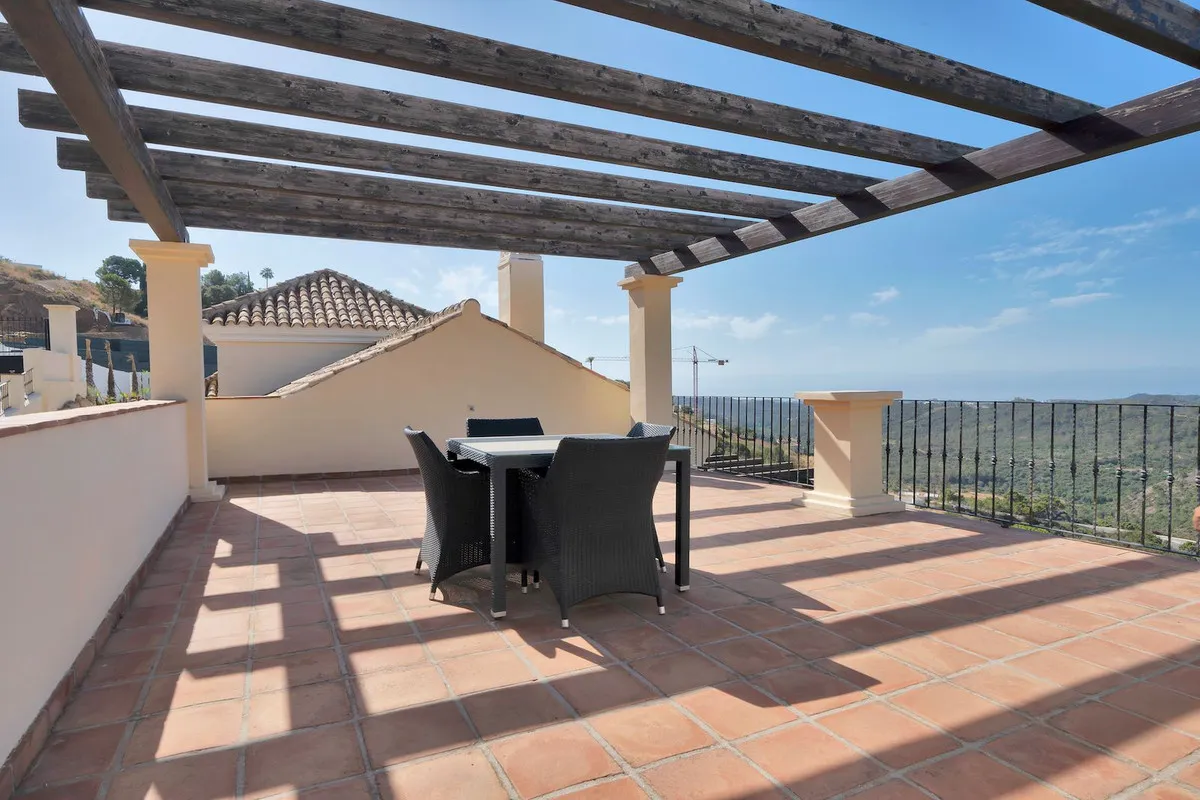 145a2549-4463-4449-8c3c-f84d44af7803