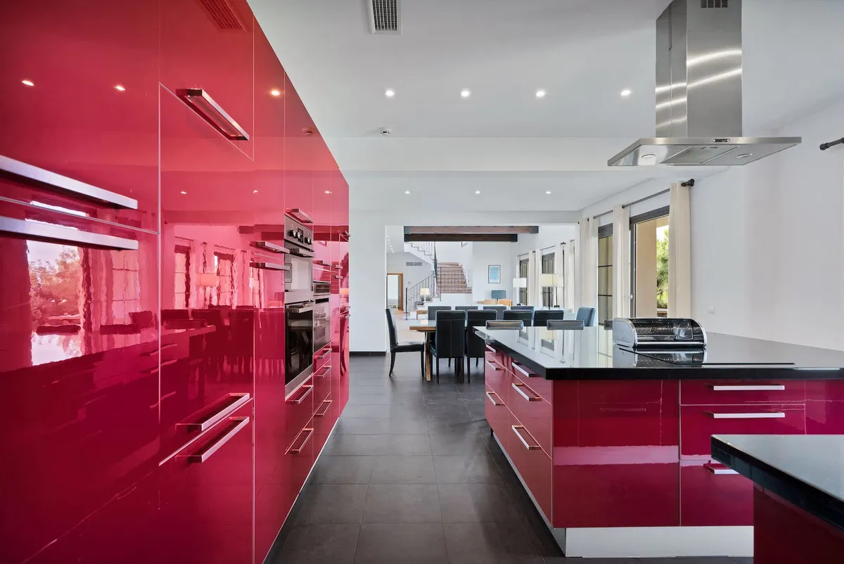 5a8de56a-3147-49f1-950b-0f77e4d383f6