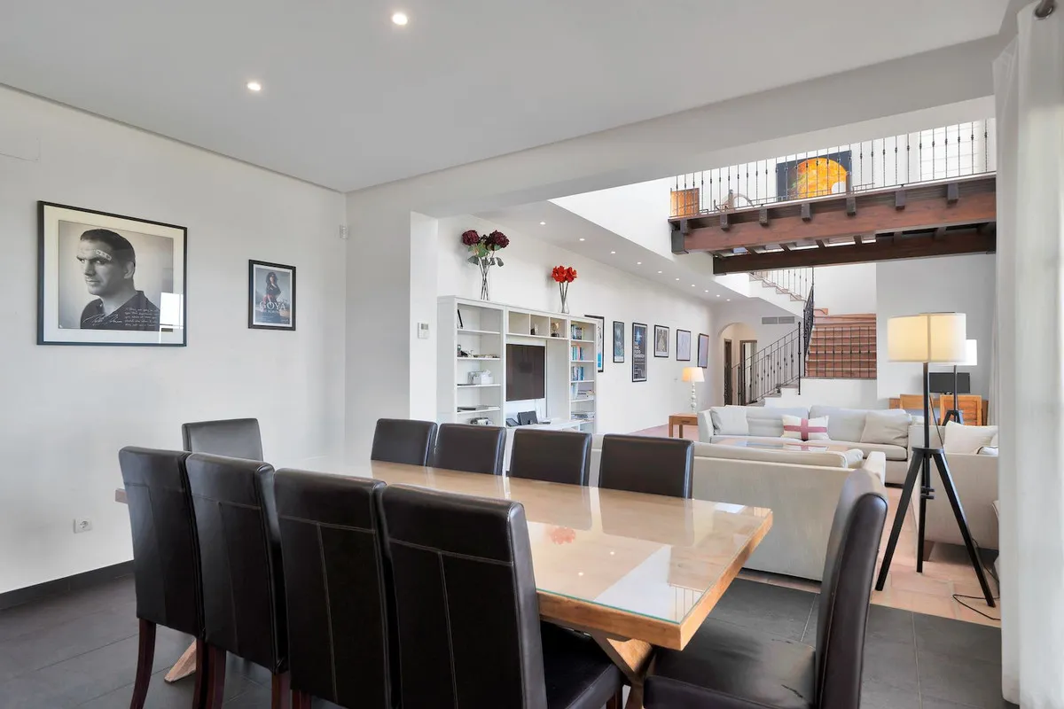 d92514b6-0b59-4f2d-9d58-8152890bf0cf