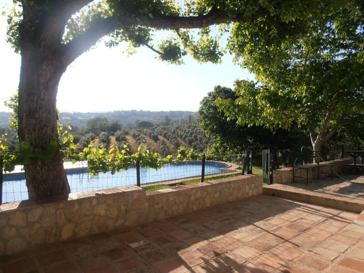 0ef51b8d-9479-4f2c-848d-4b9421670820