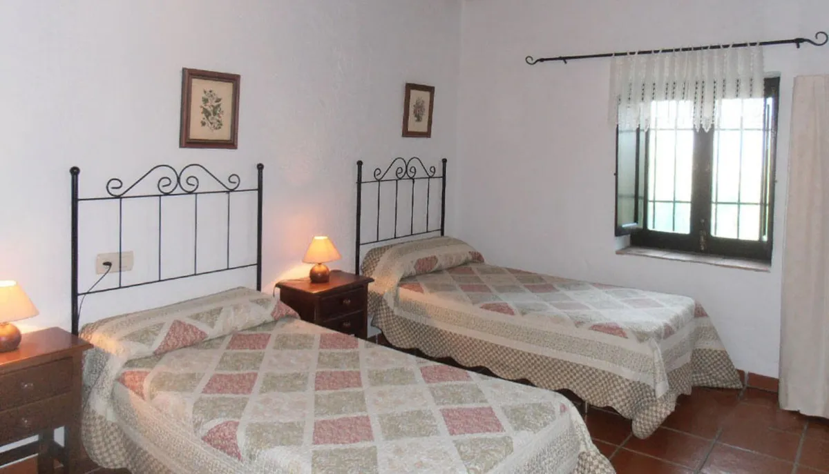 4a89d687-d52c-43ab-b2f1-8765f94e17d3