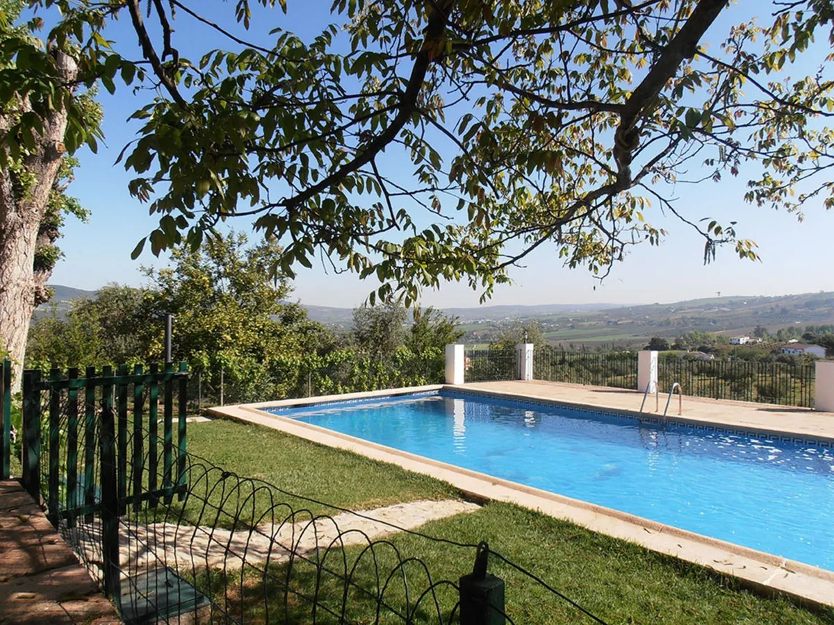 d4840b46-f622-47d1-94b6-70b79aedb261