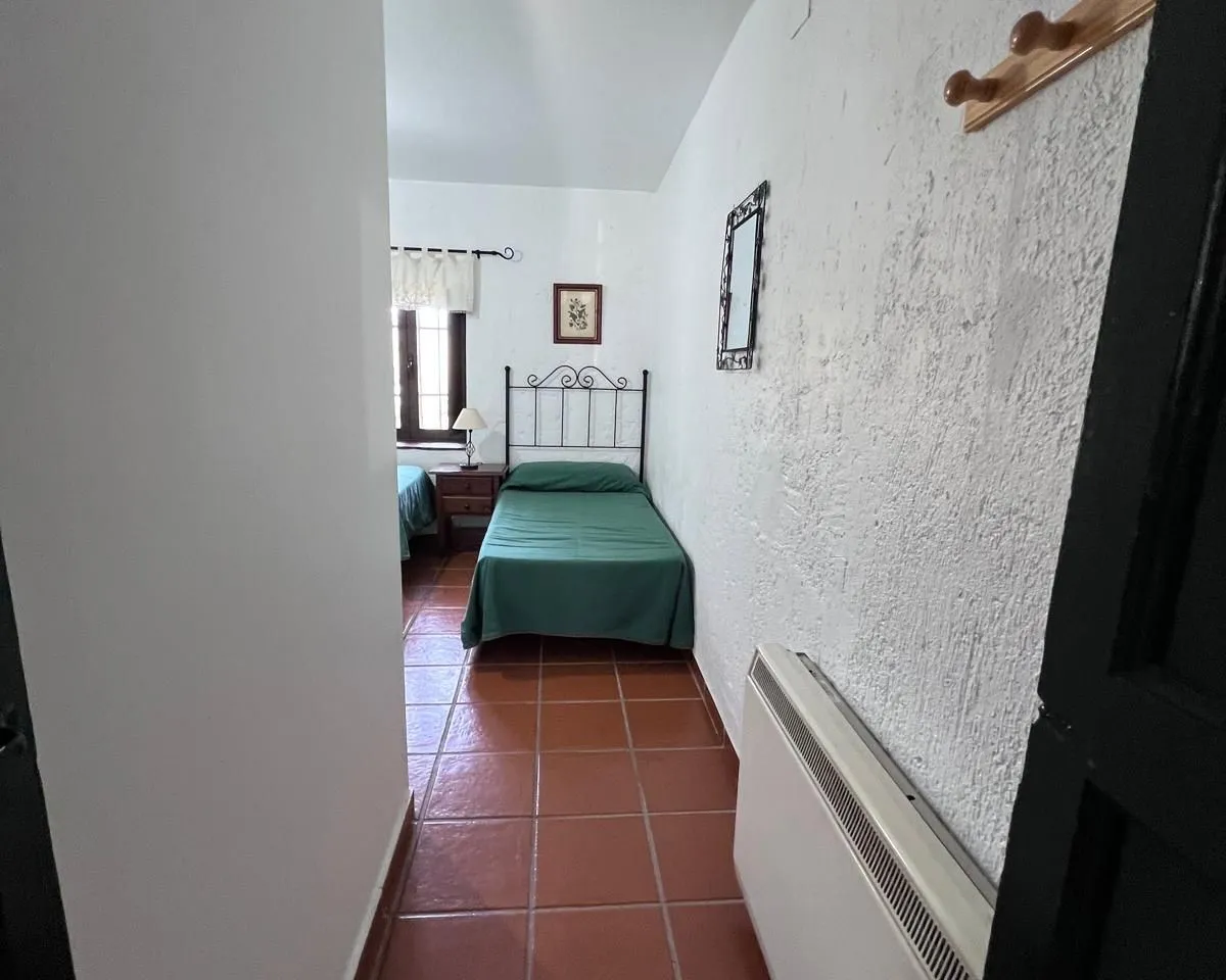 63c666bd-b179-4d86-9028-fa0c7c481bdc