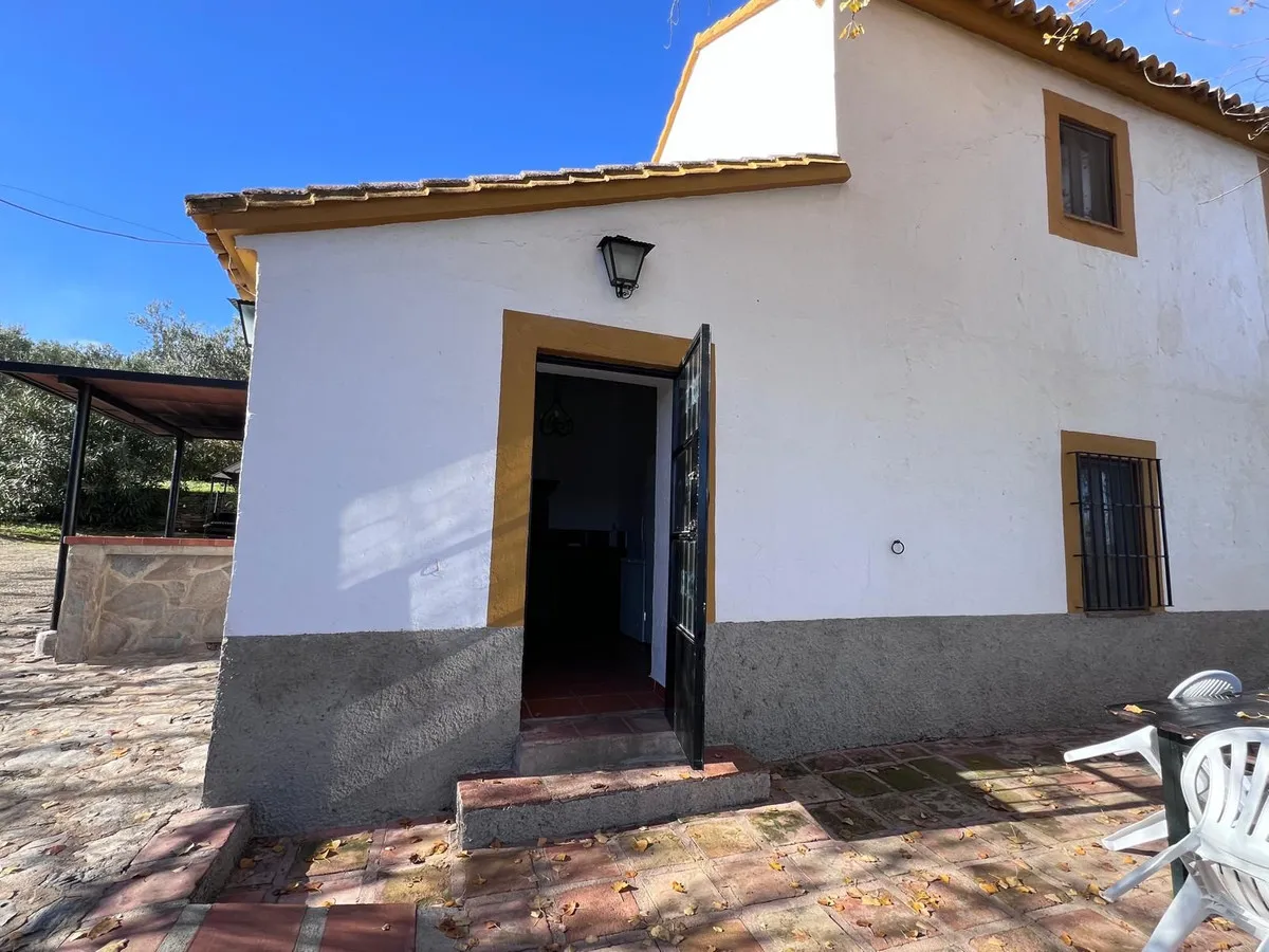 d73a3758-2c51-494b-8d88-94abc680c8b3