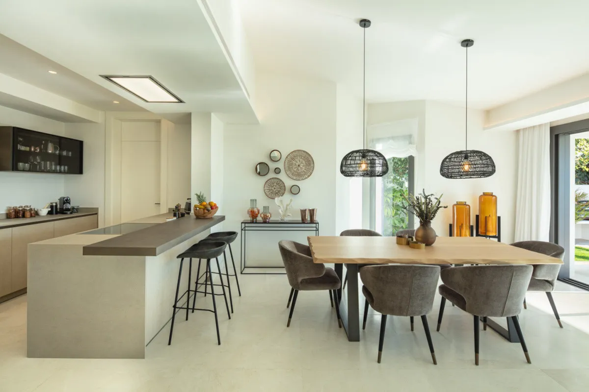 d4e5ce5b-17b5-4073-b826-00ce2131304f