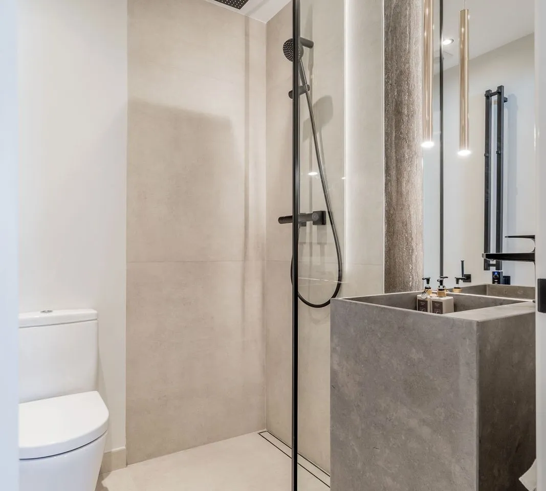 22c280ff-69b7-47b6-939c-c0c2d52b966a