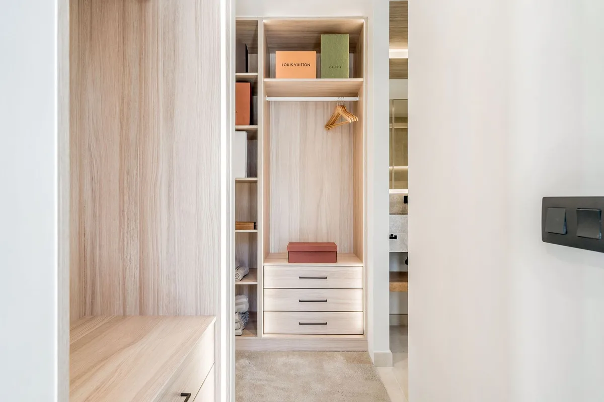 70e20484-a434-4897-a9a2-4c7c03bc8cc0