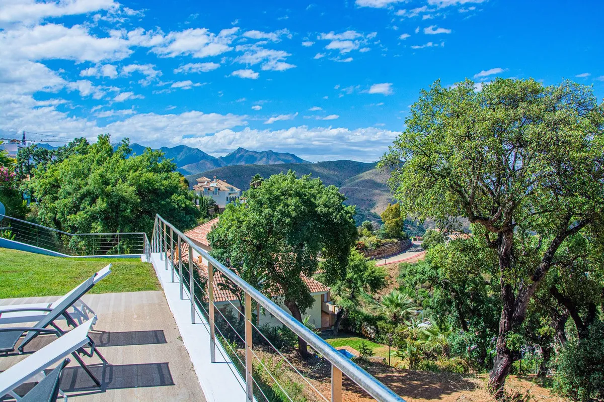 04434193-7a9a-4940-aad8-ab288edc0e15