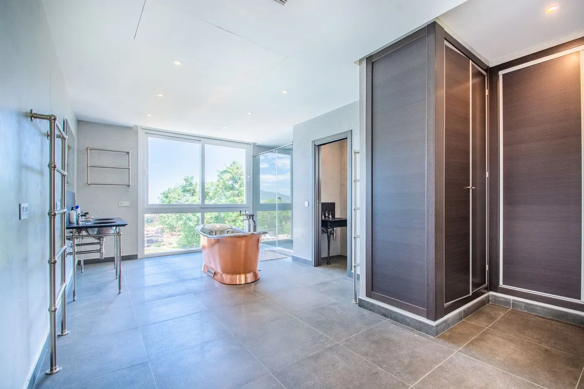 0c6cd024-7447-42a7-80e8-0fcd6e0d1e36