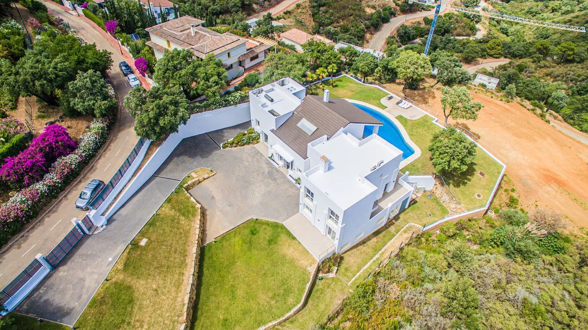 28716694-b276-4ac8-9284-ab4db7462451