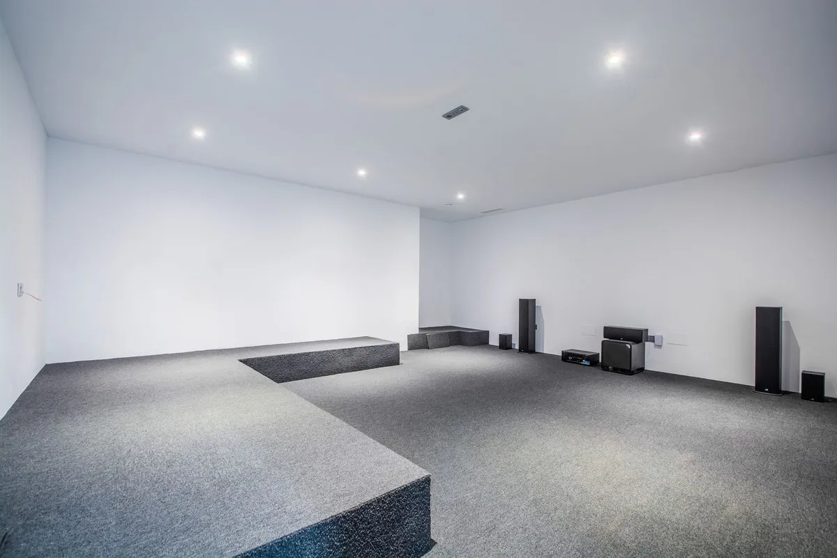 49b1e874-82c4-4c7b-adf8-81aa7f0e7186