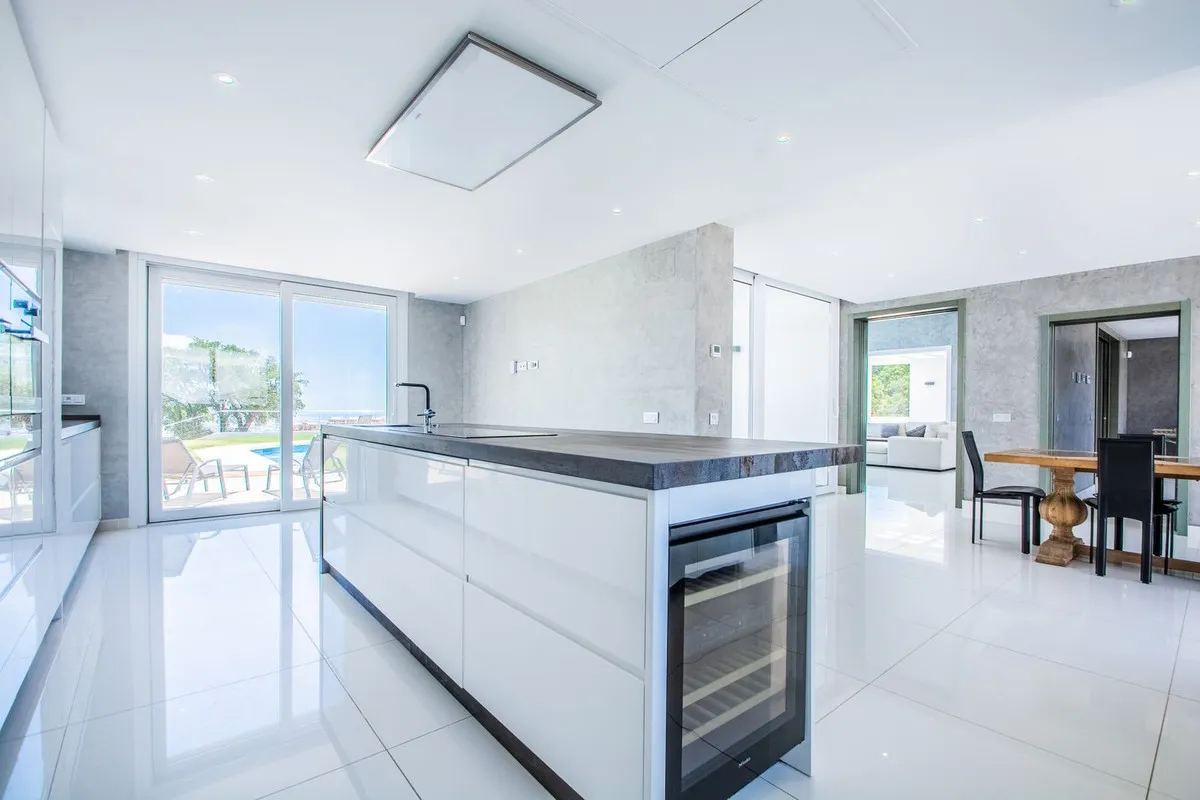 d87b0ae8-2c06-4215-9637-a88d742279e3