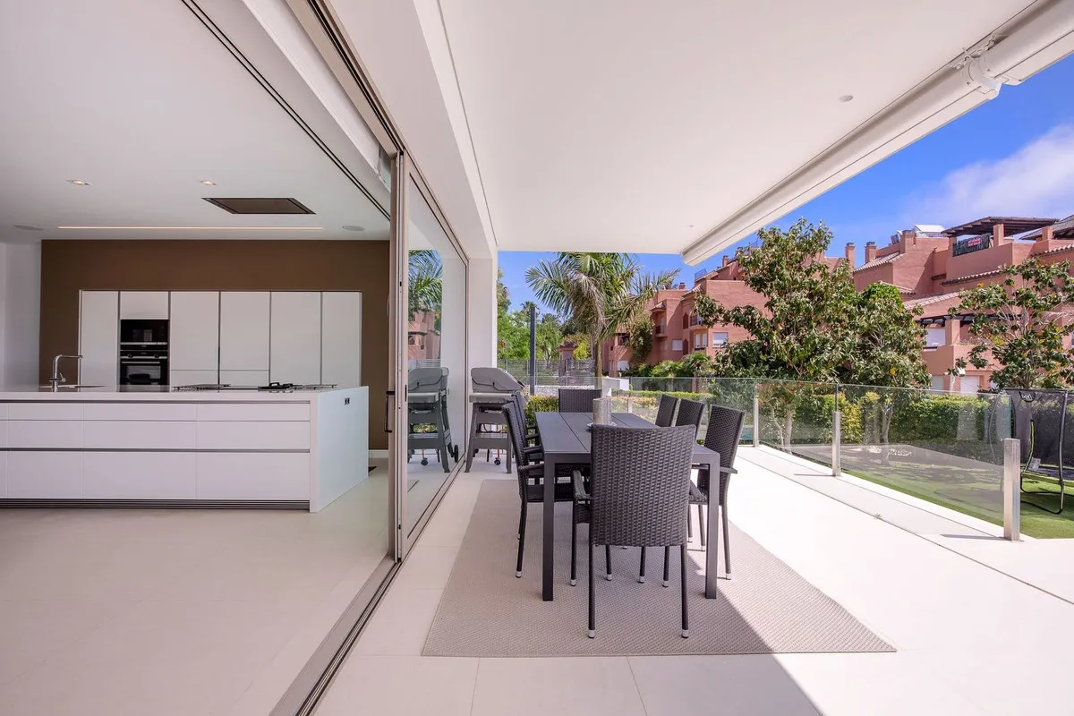 7b1a9376-2b21-4040-839a-698589fcf96f